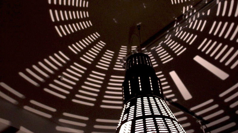 Illustration for article titled This Gorgeous Mercury Spacecraft Lamp Could Orbit Your Dining Table